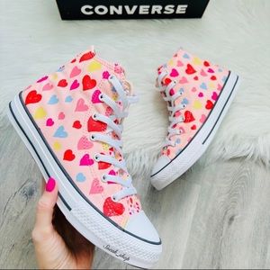 NWT Converse Chuck Taylor All Star Women’s Shoes